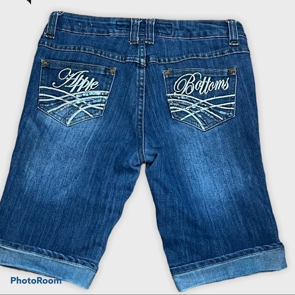 Apple BOTTOMS denim cuffed shorts - Picture 3 of 8